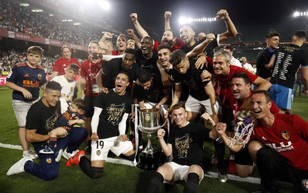 ¡Batacazo! El Valencia deja sin Copa del Rey al Barcelona