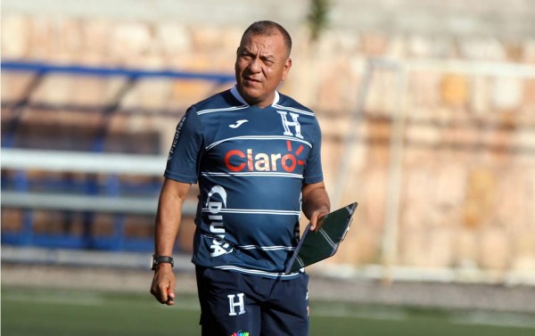 Carlos Tábora dirigirá a la Selección de Honduras en amistoso contra Emiratos Árabes Unidos