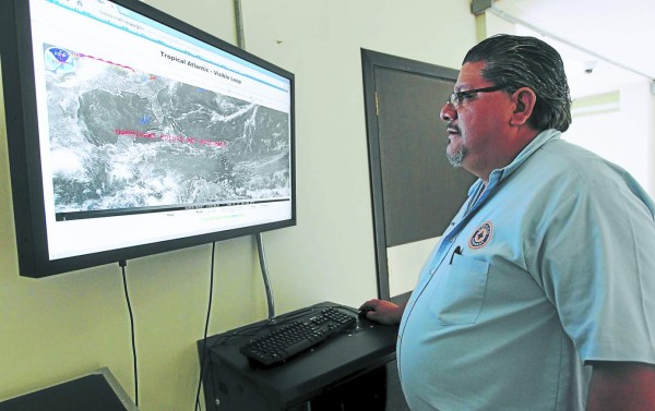 Fuertes lluvias por ingreso de onda tropical hoy a Honduras