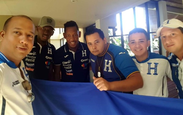 La odisea que vivieron aficionados hondureños para llegar a Costa Rica
