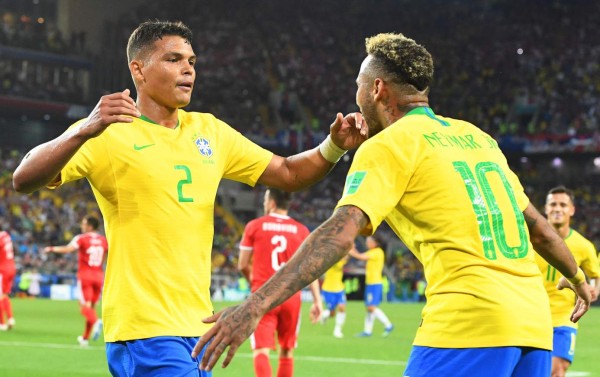 Thiago Silva supera a Neymar y gana un premio al mejor extranjero en Francia