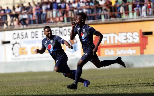 Félix Crisanto le dio la victoria al Motagua ante el Marathón. Foto Marvin Salgado