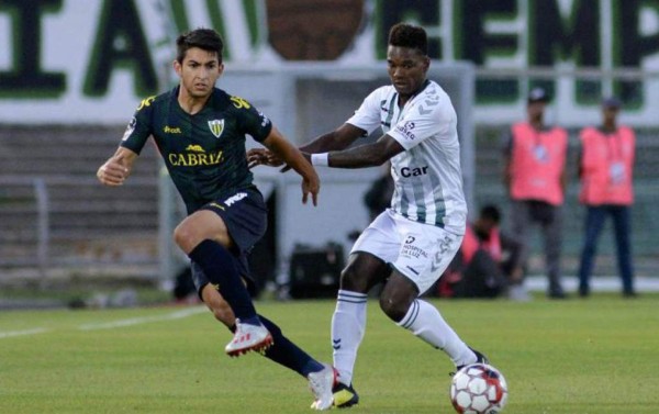 Rubilio Castillo y Jonathan Rubio debutaron con el Tondela de la primera división de Portugal