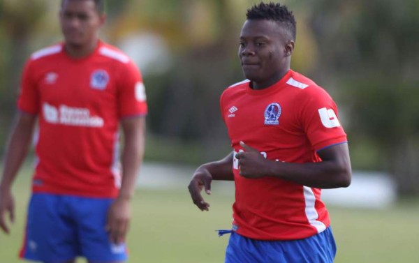 Júnior Lacayo se va al Comunicaciones de Guatemala