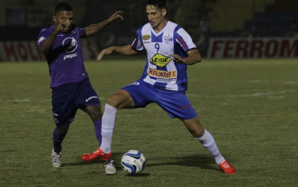 Argentino Tisera del Victoria es duda para jugar ante Motagua