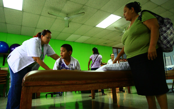 Cinco programas que le cambian la vida a miles de sampedranos