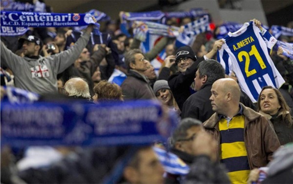 Futbolistas que han sido ovacionados por la afición rival