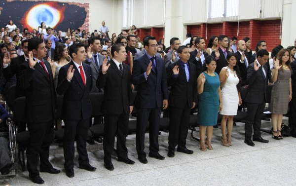 Unah-vs graduará a 33 nuevos médicos el próximo 28 de octubre