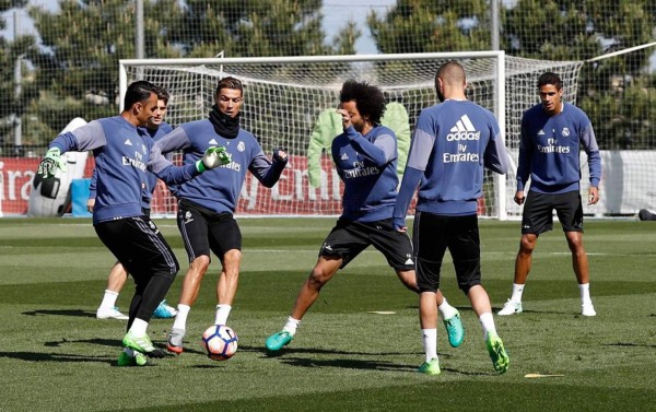 Zidane recupera a Cristiano Ronaldo y Sergio Ramos para el partido contra el Valencia