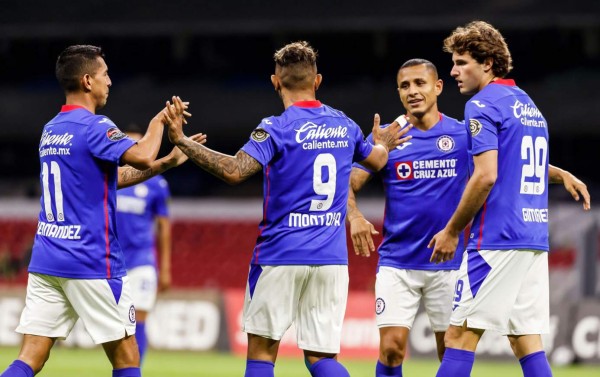 Cruz Azul avanzó a los cuartos de final de la Liga de Campeones de la Concacaf-2021 tras golear por 8-0 al Arcahaie de Haití. Foto EFE