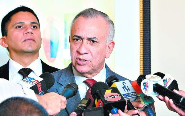 Mauricio Oliva sobre reelección: Leyes deben estar acorde con la realidad