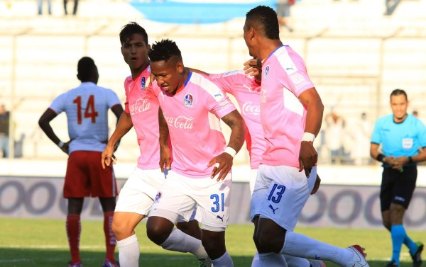 El Olimpia saca un triunfo ajustado y no suelta la cima