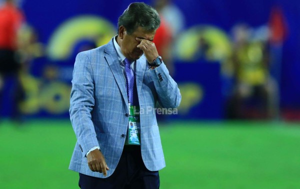 Jorge Luis Pinto: 'Me voy tremendamente preocupado'