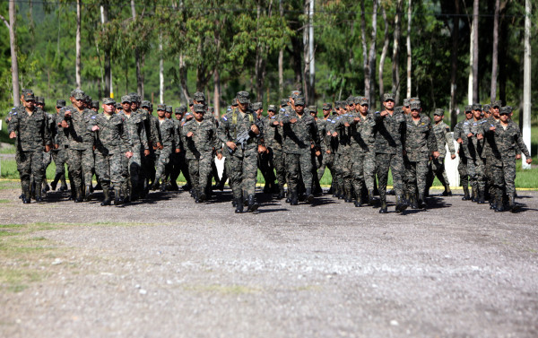 Policías militares desfilarán el 15