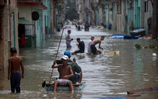 Huracanes y cambio climático, las gráficas del desastre