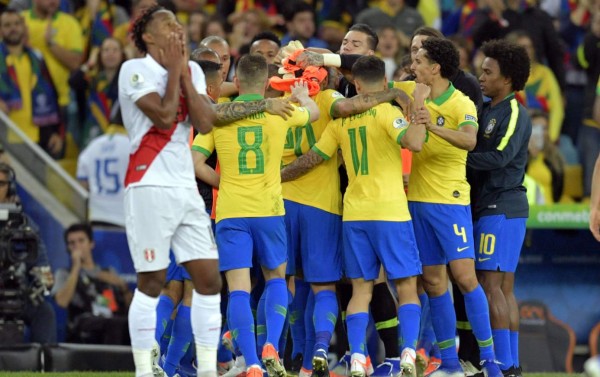 Brasil supera a Perú en la final y conquista 'su' Copa América