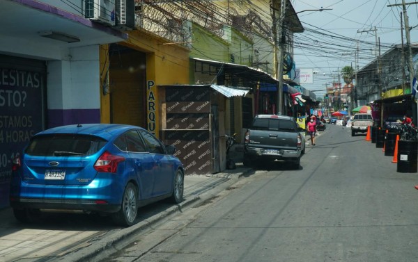 Residentes de Las Mercedes en lucha por su caseta de seguridad