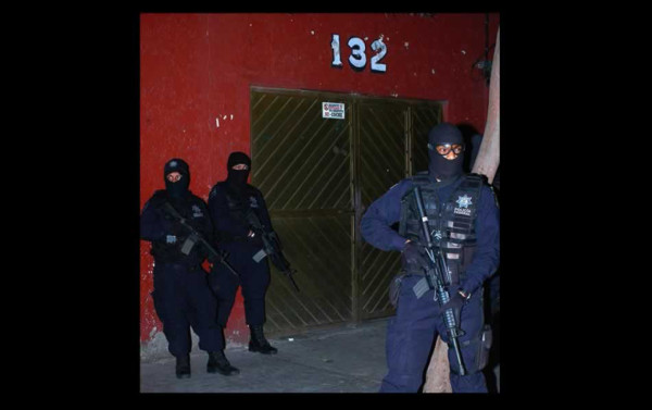 Rescatan a 14 hondureños secuestrados en México