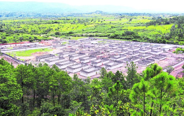 Listo Centro Penal de El Porvenir para 2,000 reclusos