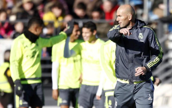 Zidane ya prepara el clásico con toda su plantilla