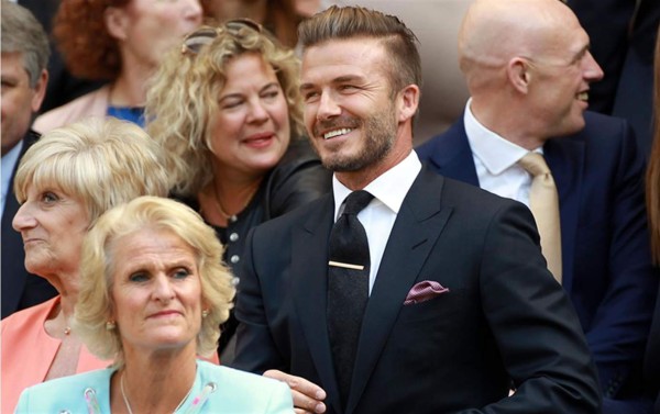 VIDEO: Beckham atrapa una pelota y se roba el show en Wimbledon
