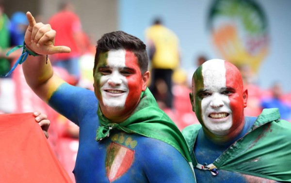 Costa Rica celebra ante Italia su triunfo