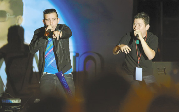 Cuatro mil cantaron con Makano