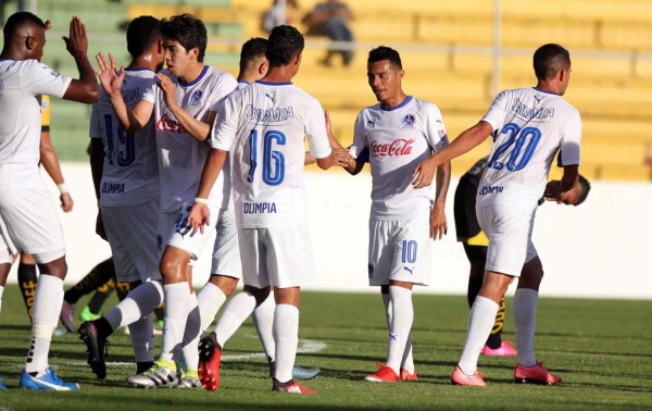 ¡PALIZA! El Olimpia humilla al Real España en amistoso