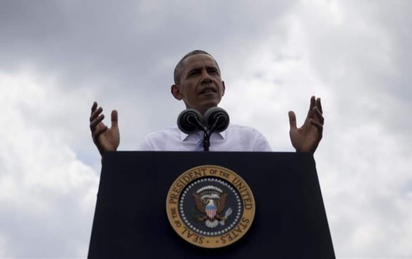 Obama pide 3,700 millones para acelerar deportaciones de niños