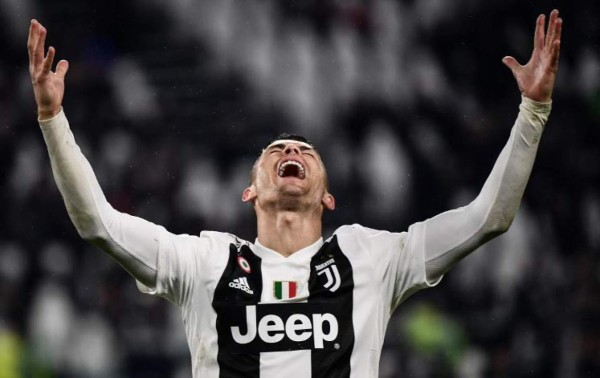 Video: Cristiano Ronaldo anota doblete, pero la Juve tropieza en Italia