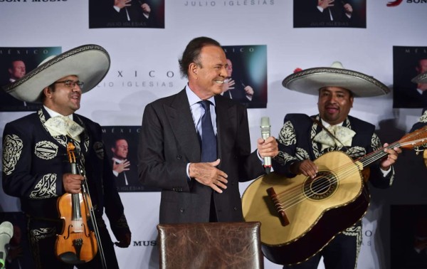 'México', el disco con el que se despide Julio Iglesias