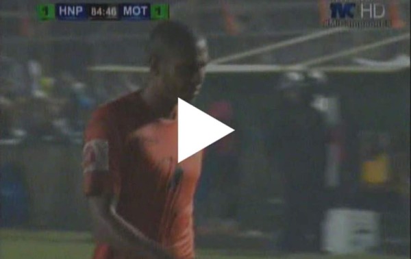 VIDEO: La polémica expulsión de Eddie Hernández