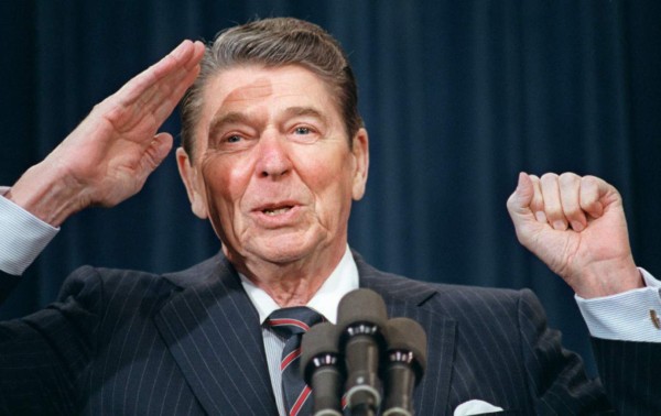 Revelan comentarios racistas de Ronald Reagan contra africanos