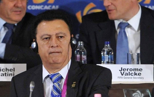 Alfredo Hawit tendrá que pagar 4 millones de dólares para salir bajo fianza