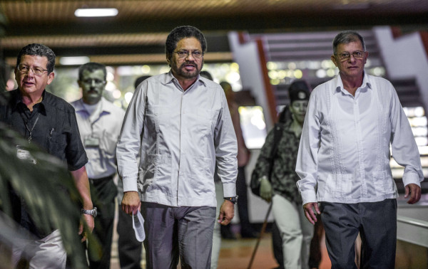 Las Farc proponen regular o sustituir el cultivo de coca y marihuana