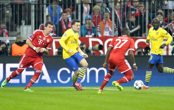 Bayern Múnich avanza a cuartos de Champions y elimina al Arsenal