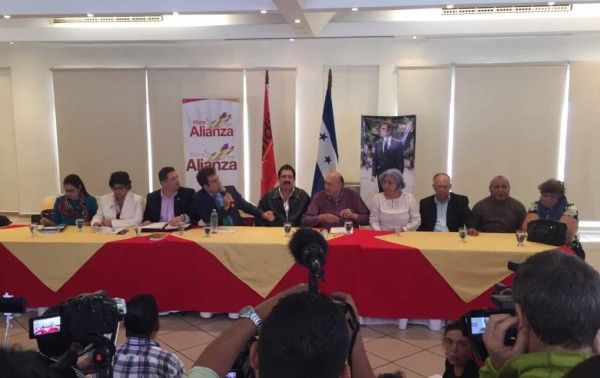 La Alianza insiste en contar todos los votos pero con árbitros internacionales