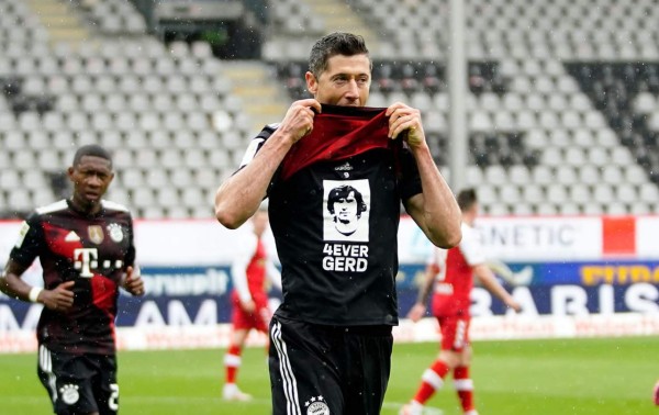 Robert Lewandowski iguala histórico récord goleador de Gerd Müller en el Bayern Múnich