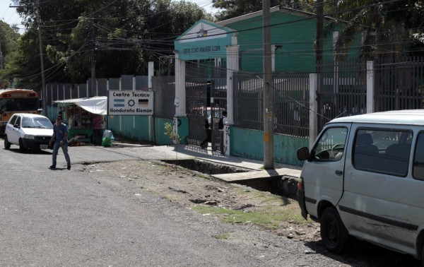 Planifican medidas de seguridad para 15 centros educativos de Cortés