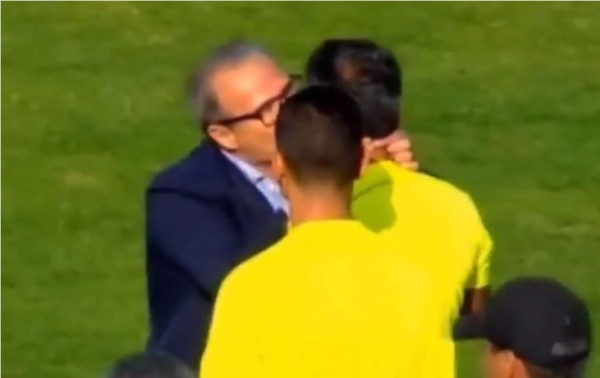 VIDEO: Besa a un árbitro en Túnez y lo suspenden de por vida