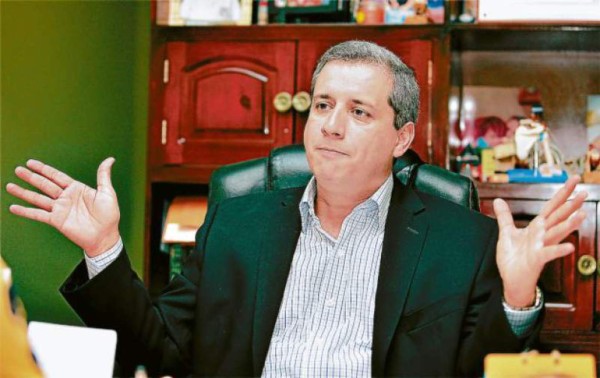 La primera reacción de Zelaya fue de sorpresa y agresividad