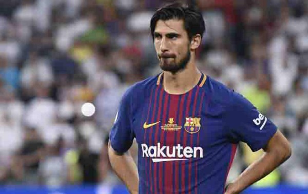 Mediocampista del Barcelona revela vivir un calvario: 'Siento vergüenza'