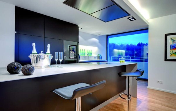 El plasma también entra en la cocina