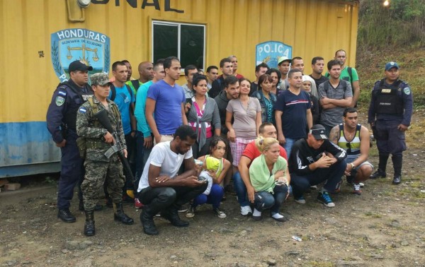 Avalancha de cubanos por Centroamérica