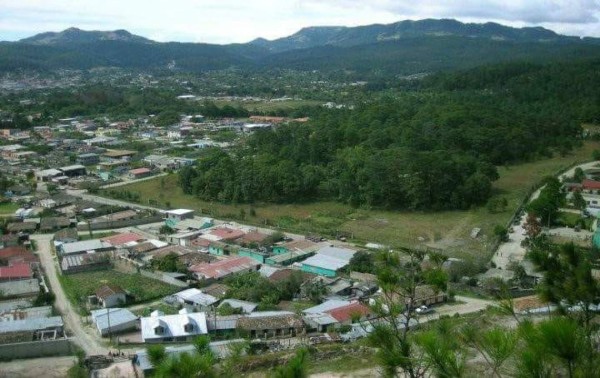 Matan a tres hermanos cuando sembraban maíz en Santa Bárbara