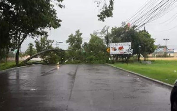 Declaran alerta amarilla en Atlántida por fuertes lluvias