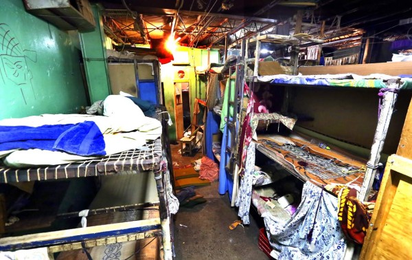 Los últimos 791 reos serán trasladados esta mañana del Centro Penal Sampedrano