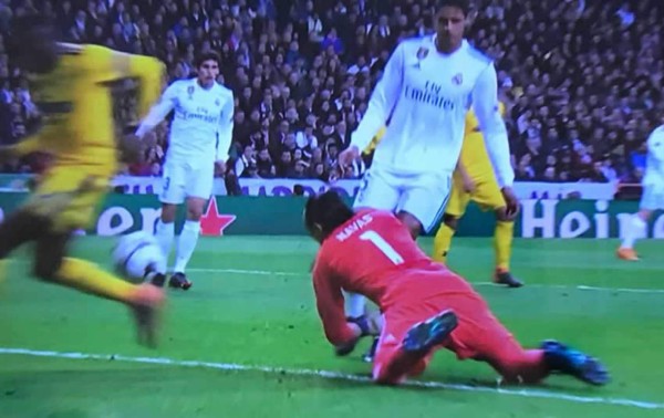 El terrible error de Keylor Navas regalando un gol a la Juventus