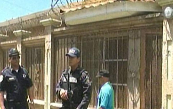 Hondureño narra como asesinó a sus padres con un martillo