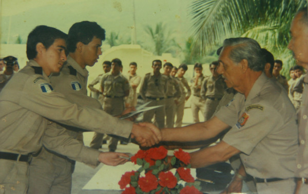 Ricardo Azurdia, un bombero de 92 kilates